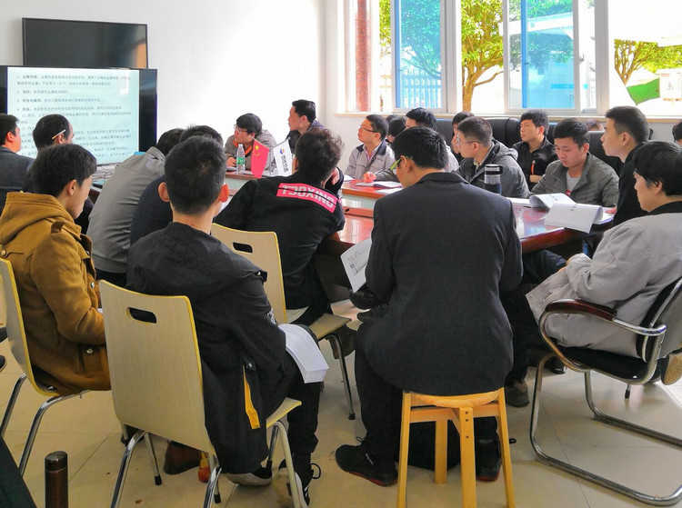 湖南尊龙凯时人生就是搏特瓷持续发展在人员工培训